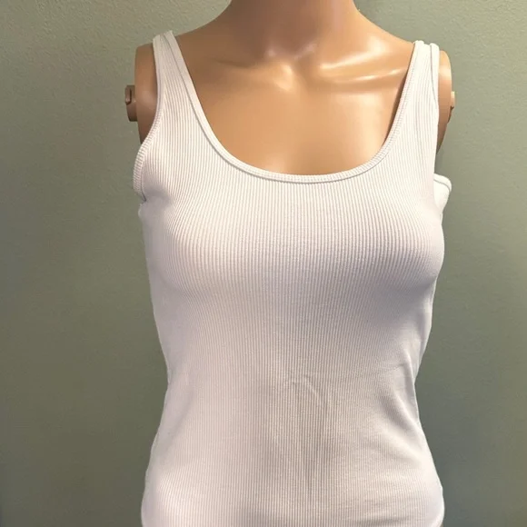 Abercrombie & Fitch White Ribbed Bodysuit size Medium - Picture 2 of 4